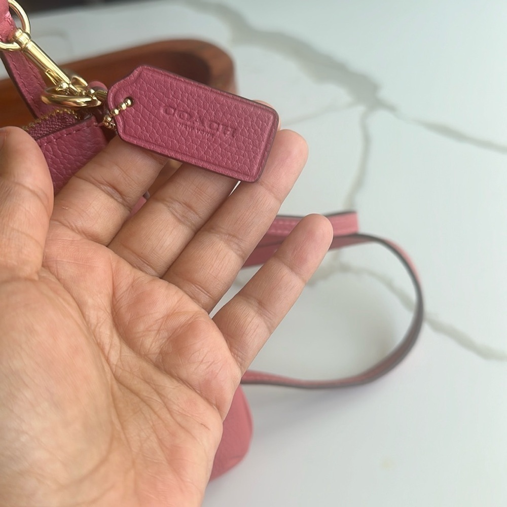 Brand new coach crossbody - Picture 8 of 16